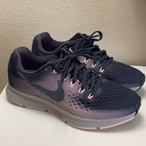 Nike Women’s Zoom Pegasus 34